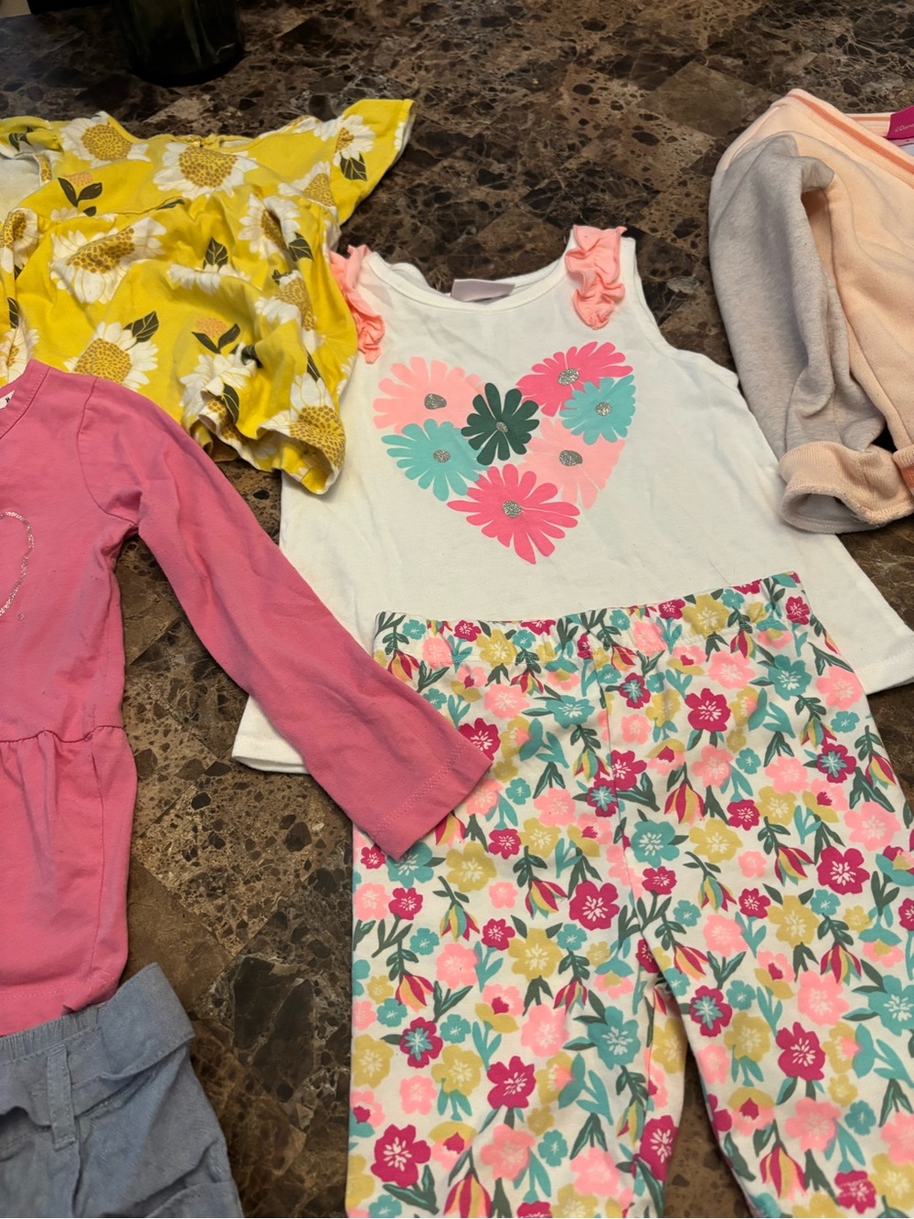 4t toddler Girls Clothing Bundle - Picture 4 of 7
